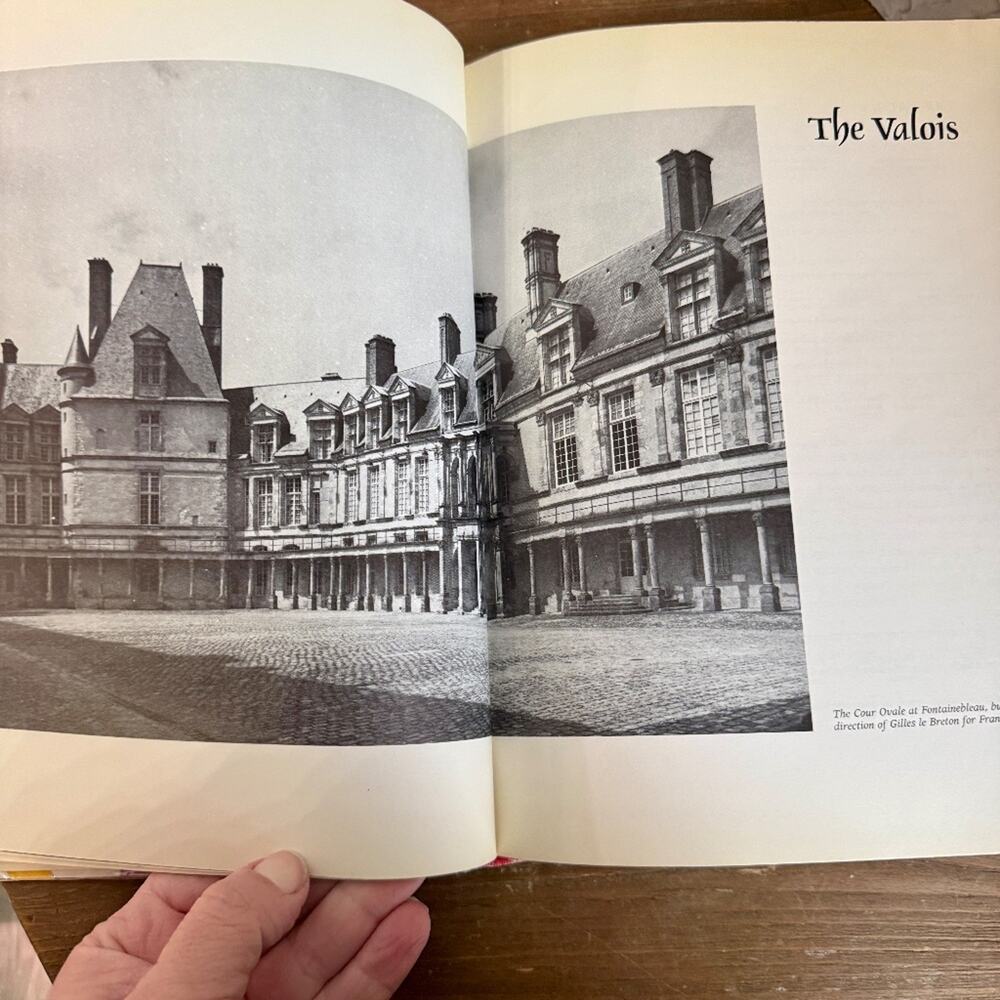 Vintage 1976 Fleur de Lys French Kings & Queens Hardcover Book - Picture 8 of 9